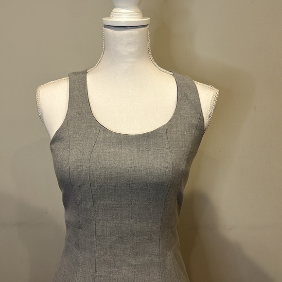 H&M Gray Fit and Flare Skater Dress with Back Zip  Size 6 - Picture 2 of 6